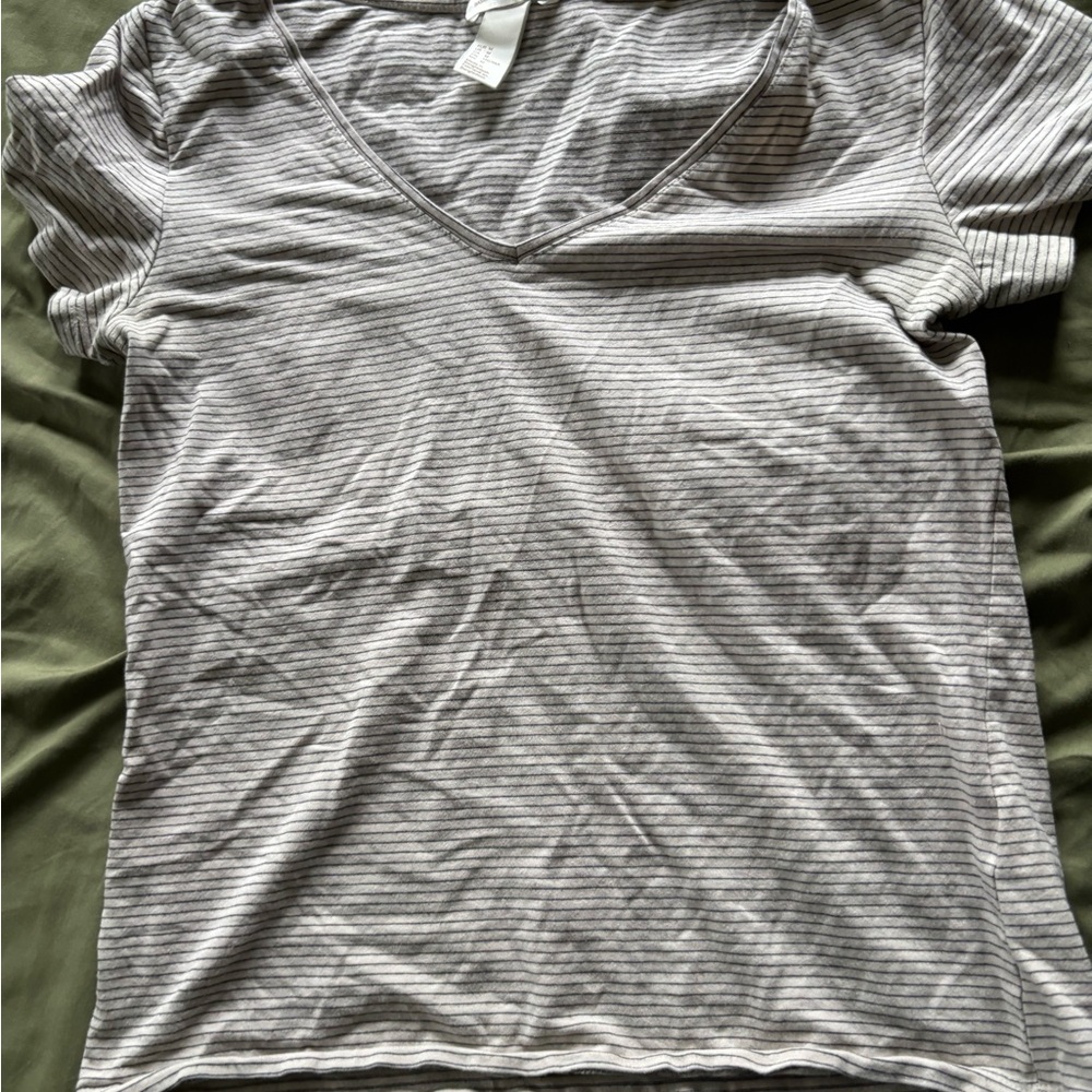 H&M Black Striped V-Neck Tee